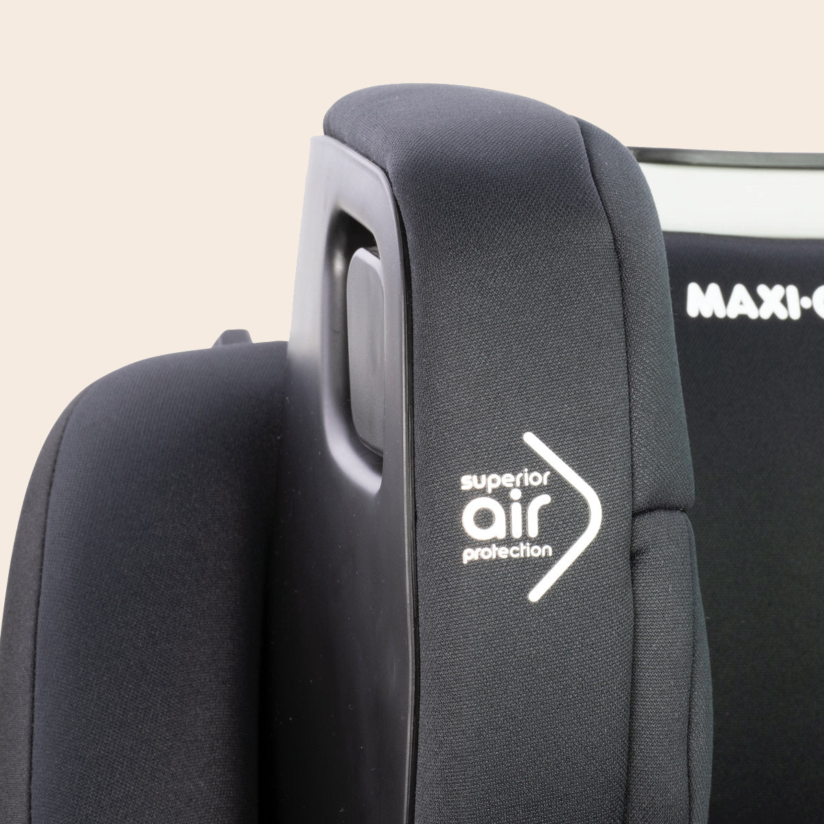 Maxi-Cosi Luna Pro Harnessed Booster Seat